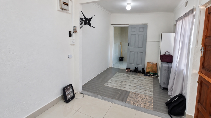 To Let 1 Bedroom Property for Rent in Kensington Western Cape